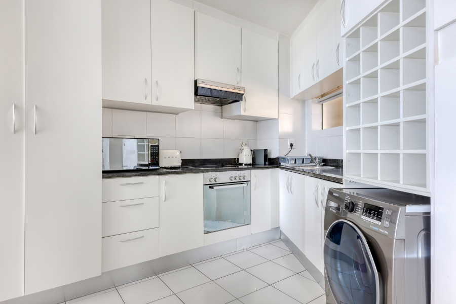 2 Bedroom Property for Sale in Clifton Western Cape